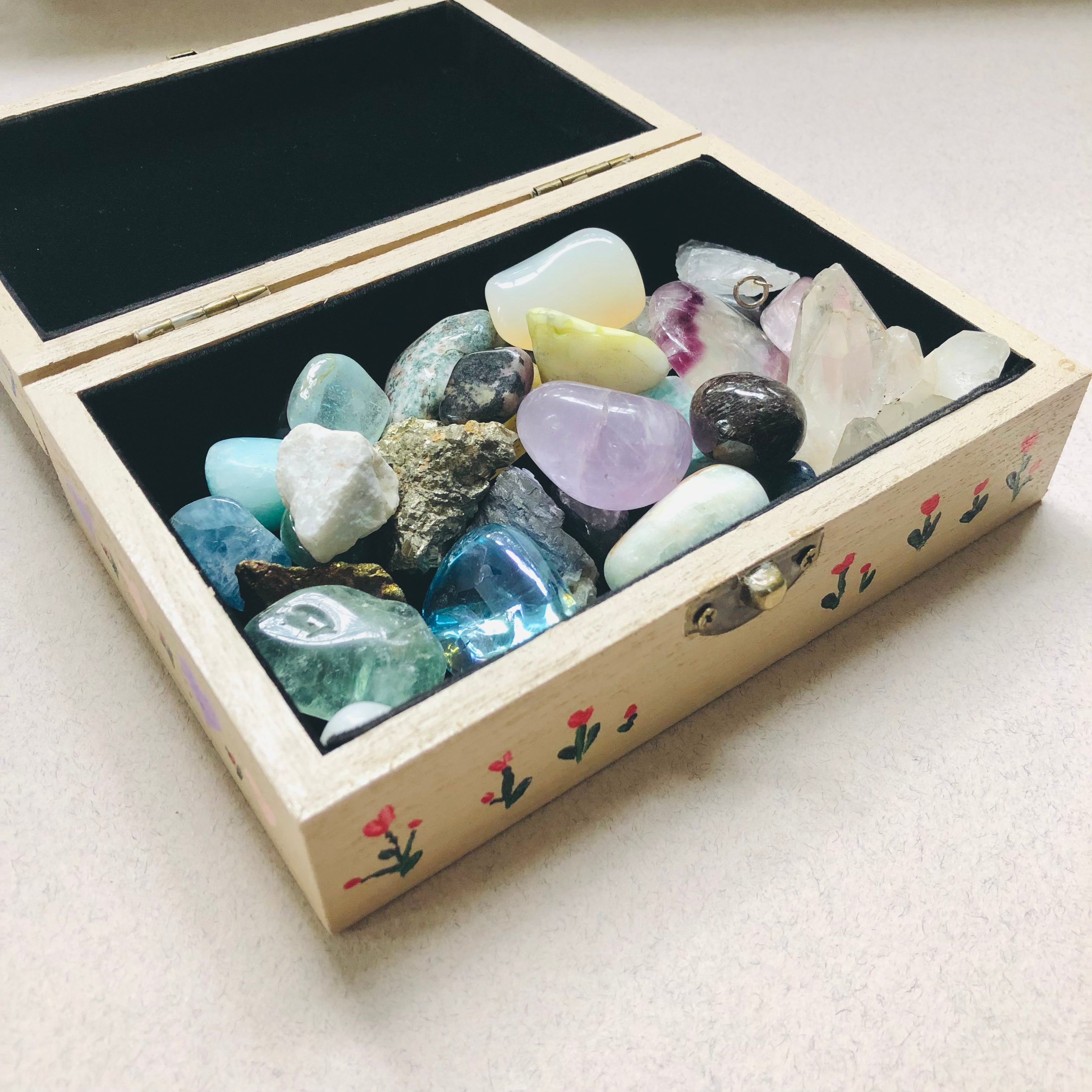 Painted Tarot Box - Beige